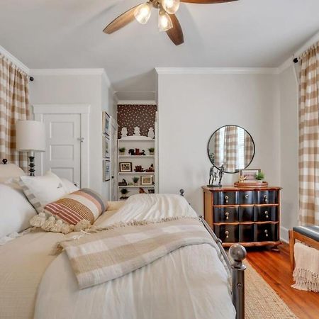 Southern Belle On Oglethorpe Square ซาวานนาห์ ภายนอก รูปภาพ