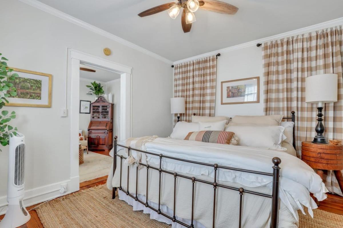 Southern Belle On Oglethorpe Square ซาวานนาห์ ภายนอก รูปภาพ