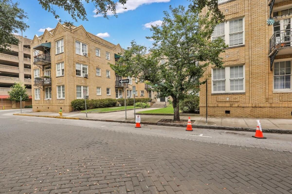 Southern Belle On Oglethorpe Square ซาวานนาห์ ภายนอก รูปภาพ