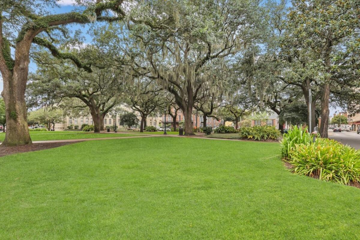 Southern Belle On Oglethorpe Square ซาวานนาห์ ภายนอก รูปภาพ